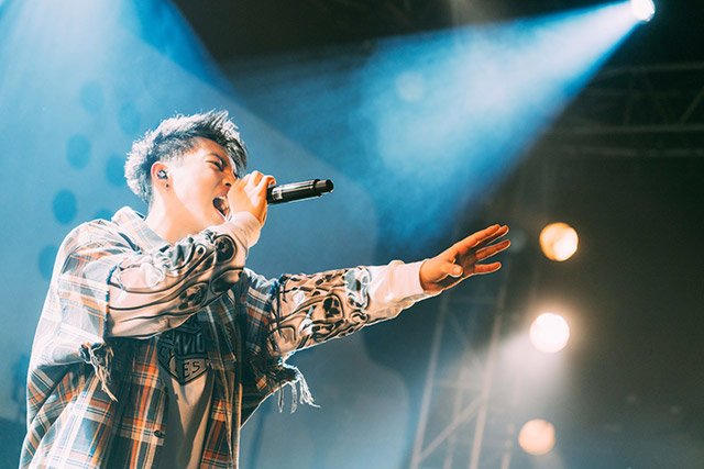 歌唱シーン／「RYOKI MIYAMA 2026 Birthday Concert!!!」リポート