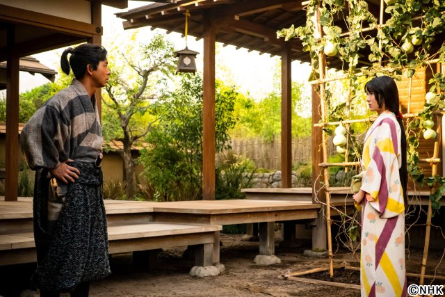 「豊臣兄弟!」で寧々役・浜辺美波が語る秀吉(池松壮亮)への愛情「一番の味方でいてあげたい」