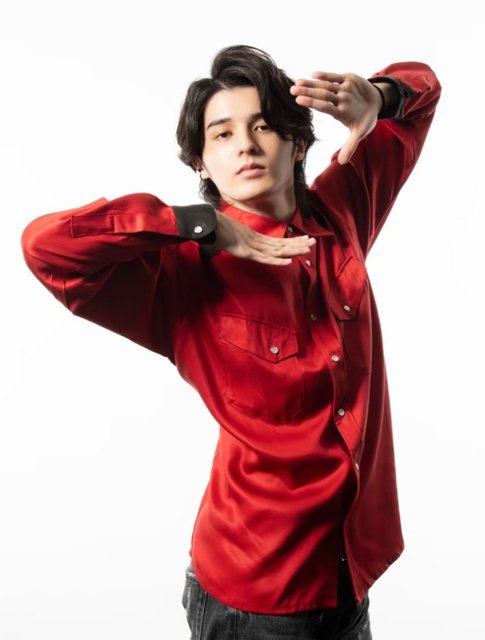 高田里穂、ショートドラマ「私は夫と2回結婚する」で夫に復讐する奴隷妻に