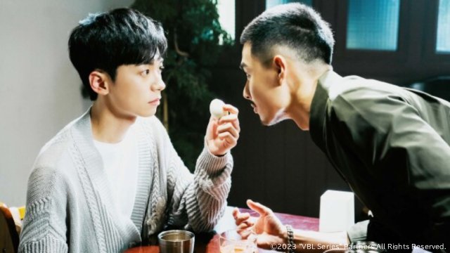 台湾BLドラマ「VIP Only」甘々なオーナーシェフ×恋愛初心者BL小説家のラブロマンス