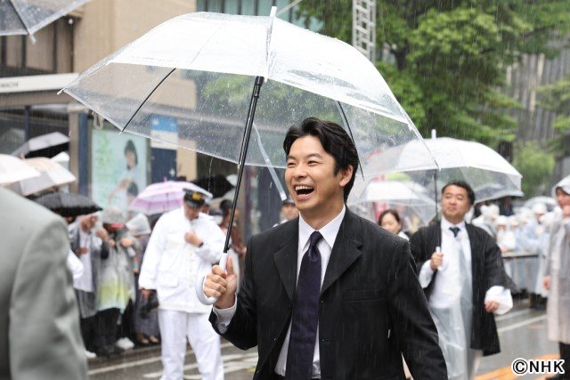 「豊臣兄弟！」仲野太賀と“地元凱旋”池松壮亮がどんたくパレード参加！　福岡取材会リポート