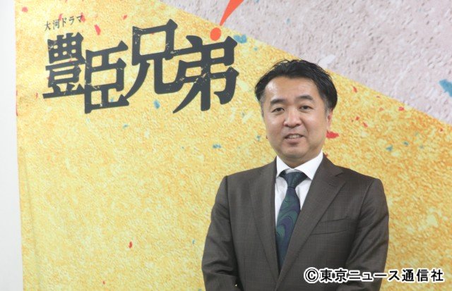 「豊臣兄弟！」仲野太賀と“地元凱旋”池松壮亮がどんたくパレード参加！　福岡取材会リポート