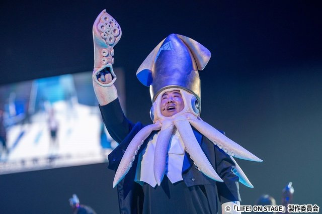 内村光良率いる「LIFE!」ステージ千秋楽を配信 山崎育三郎&超ときめき♡宣伝部も登場