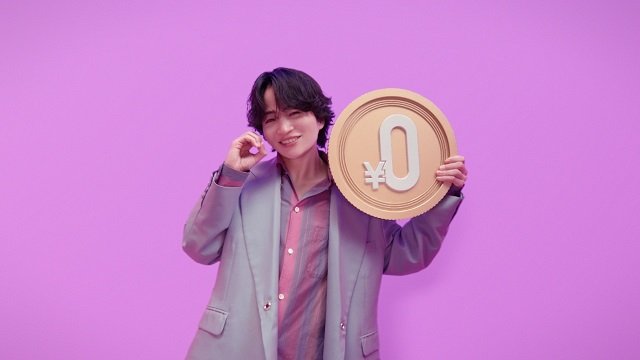 timelesz・菊池風磨「ペイディ」新CMで即興ダンスを披露! 新たな夢は“5大ドーム”