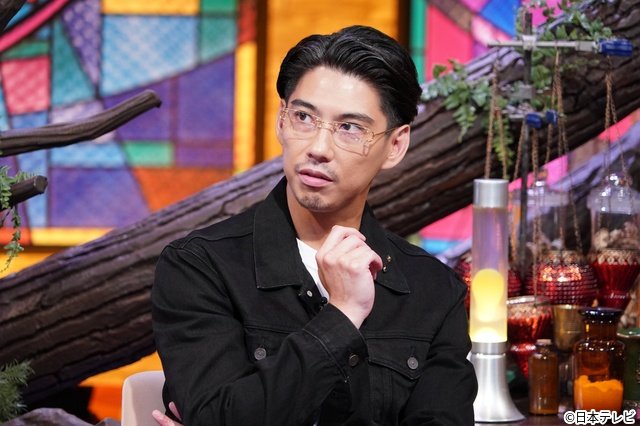 「金曜ミステリークラブ!!!」賀来賢人“アニメみたい”な事案に挑む! 中村海人&正門良規も登場