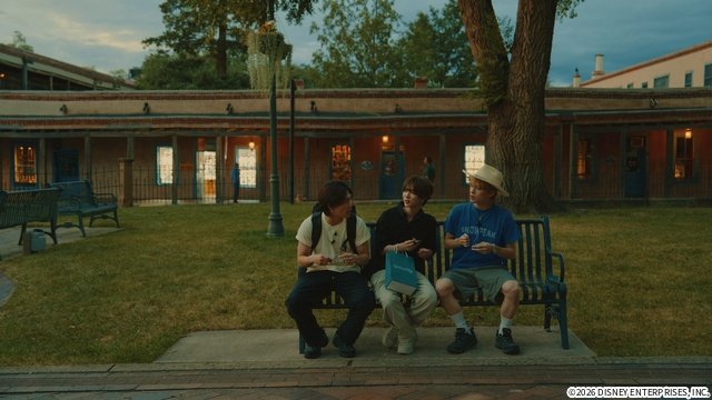 Travis Japanが温泉地でチルタイムを堪能！　アメリカ旅の第4話先行カットが解禁