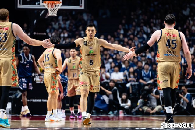 長崎ヴェルカが創設5年目で初のBリーグ王者に輝く! 馬場雄大「勝ったばーい!」