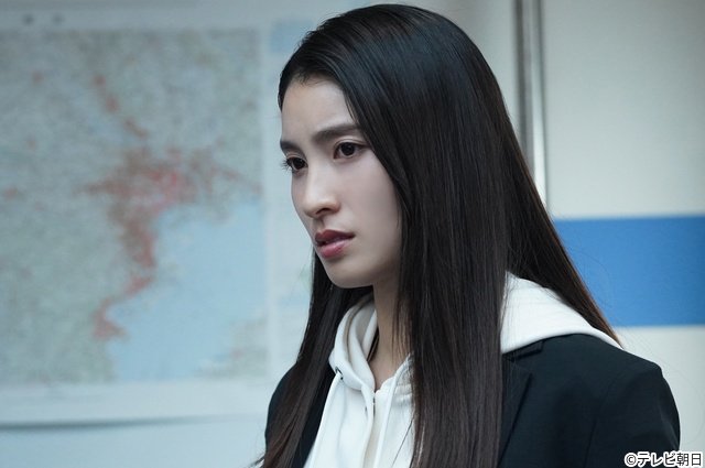 桃子(土屋太鳳)が銃弾に撃たれる!?「ボーダレス」すべての謎が明かされる最終章へ
