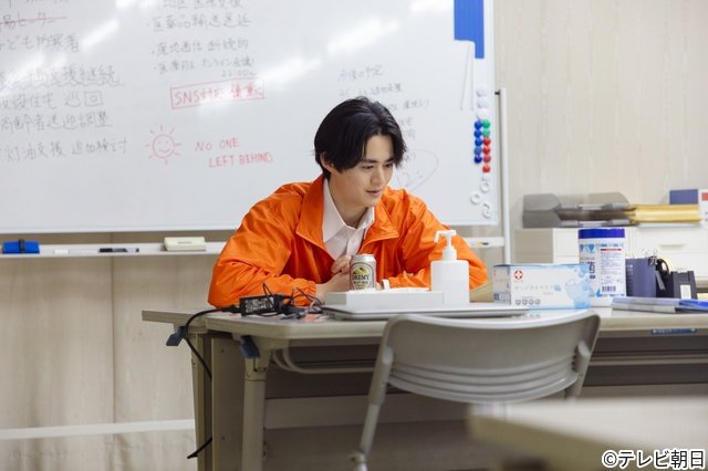 考察が飛び交う「リボーン」最終話直前、主演・高橋一生と中村アンがクランクアップ!