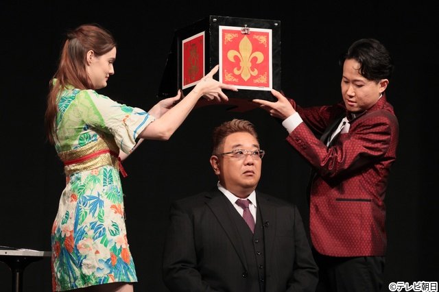 中島健人が衝撃イリュージョンに巻き込まれる!?「サンドの世界笑撃映像社!」第2弾