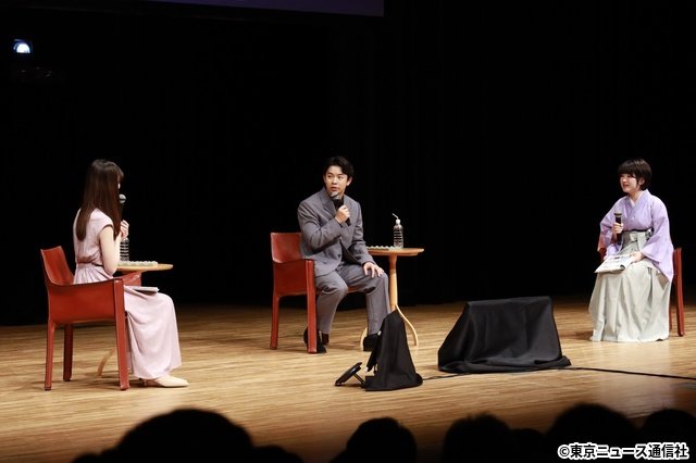 「豊臣兄弟!」仲野太賀が明かしたポスター秘話と小一郎の覚悟「トークライブin朝来」リポート