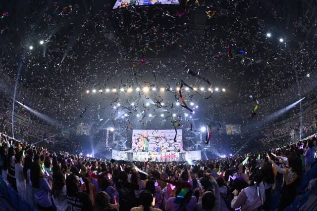 神谷浩史ら8組16名の人気声優が集結! 年に一度の祭典“キラフェス”熱狂リポート