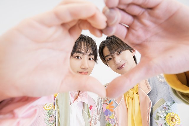 Lienelが「メロ・コレクション」収録楽曲を解説！　メンバーの“メロ”エピソードも告白