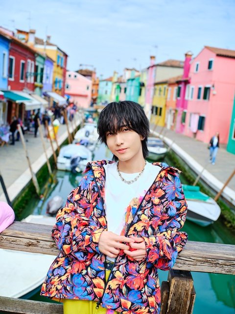 小林千晃のデビュー10周年記念写真集、先行カットの裏話をご紹介
