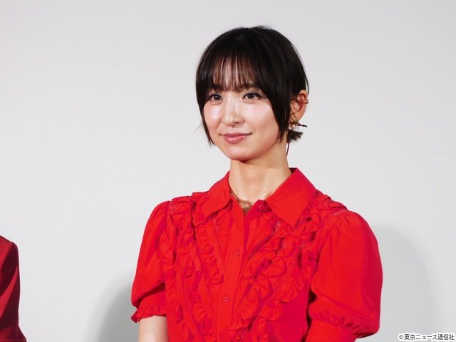 宇垣美里、篠田麻里子に顔なでされ「ヘビに飲まれかけたネズミみたい」鈴木紗理奈のNGで一体感