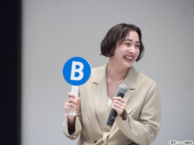 早見あかり＆伊藤健太郎「一緒にごはんをたべるだけ」会見で激辛＆塩分への欲を告白!?