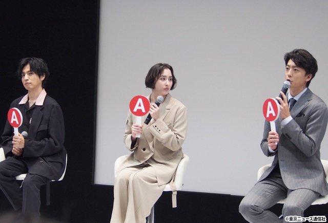 早見あかり＆伊藤健太郎「一緒にごはんをたべるだけ」会見で激辛＆塩分への欲を告白!?