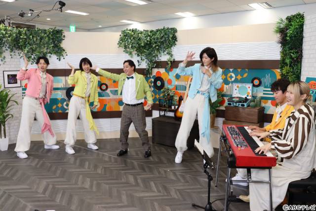 モナキ・じんがハラミちゃんと連弾! 森田哲矢はモナキとダンスに挑戦「音バナ♪ついつい」