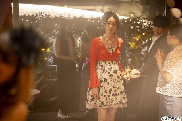 「今夜もシリアルキラーと待ち合わせ」田鍋梨々花が“美しき殺人鬼”に「不意に出る表情にも注目」