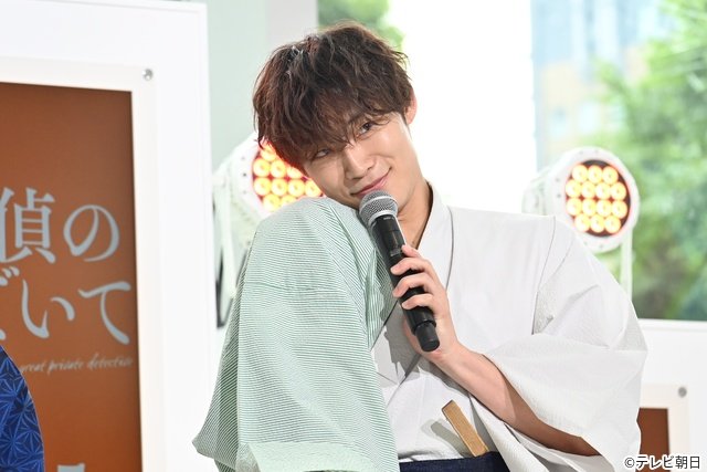 「肩幅キャデラック」「まんまんま!」会見で名(迷)言続出「名探偵のままでいて」
