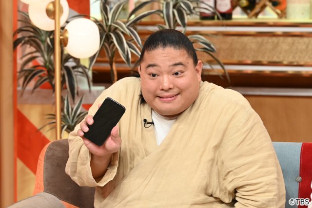 「ニノなのにSP」堺雅人ら「VIVANT」キャストが集結! 日曜劇場枠での放送に司会・堺は困惑も