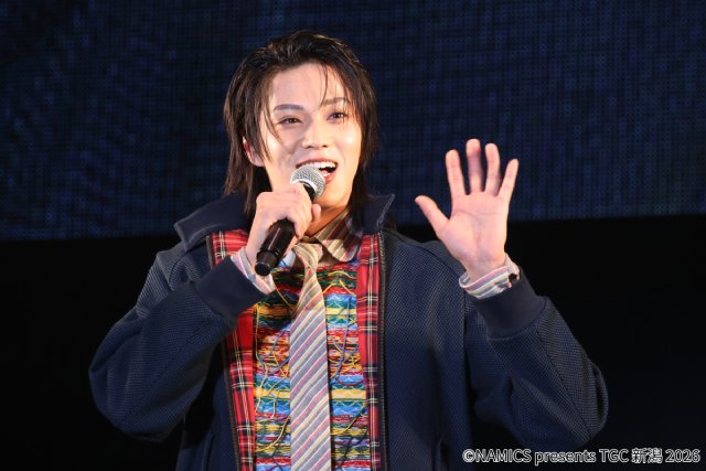 「TGC 新潟 2026」ACEes・佐藤龍我、久々のランウエーで魅了! 現地で制作したニットも披露