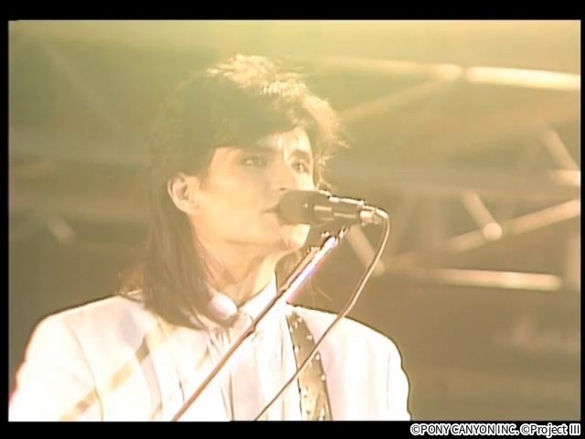 悪天候に見舞われた、初のスタジアム公演での様子は“胸アツ”「THE ALFEE 5か月連続特集」