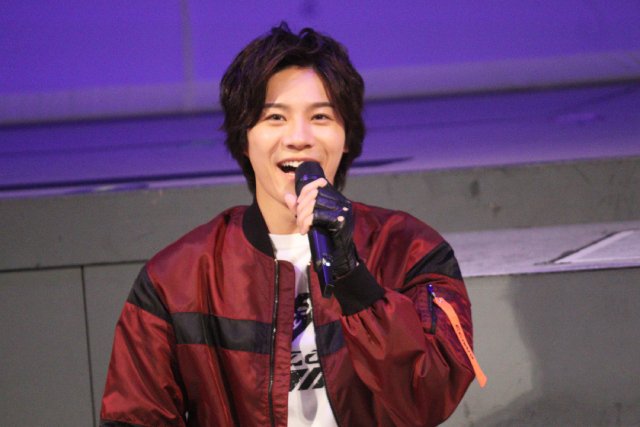 「超宇宙刑事ギャバン」最終回を迎えて、長田光平らが撮影振り返る「始まりも終わりも蒸着で」