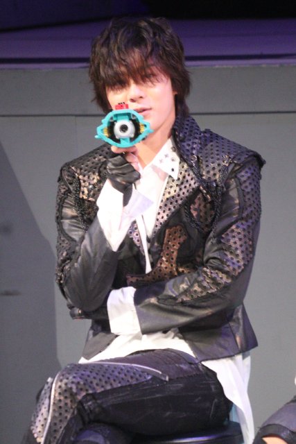 「角醒ハンター オメガホーン」楢原聖らが出演決定時の心境告白! 長田光平もサプライズ登場で騒然