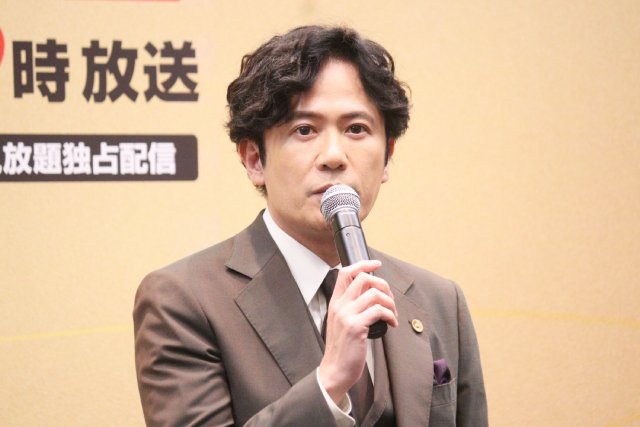 「リーガルビート」鈴鹿央士、バディ役・稲垣吾郎との初共演果たして「ファニーな方」