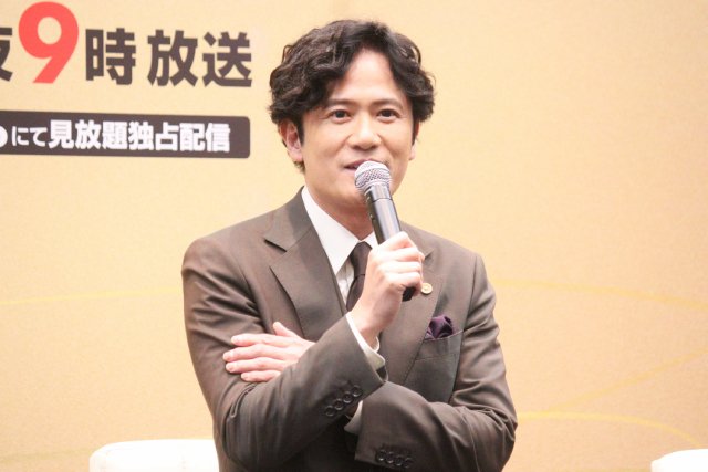 「リーガルビート」鈴鹿央士、バディ役・稲垣吾郎との初共演果たして「ファニーな方」