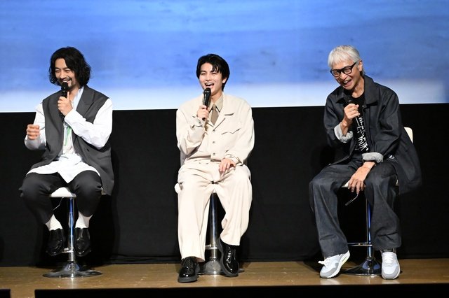 柏木悠「こんなに自由なドラマは初めて」――リリー・フランキーらが語る「ペンション・恋は桃色」の裏話