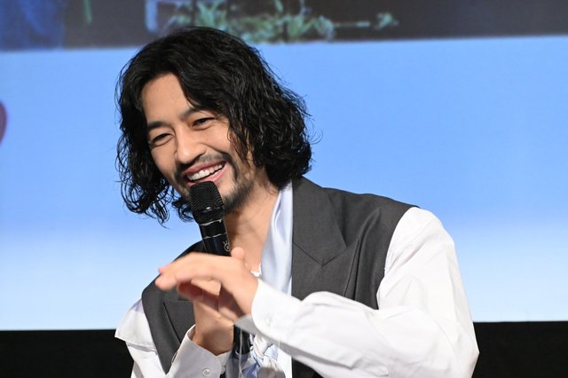 柏木悠「こんなに自由なドラマは初めて」――リリー・フランキーらが語る「ペンション・恋は桃色」の裏話
