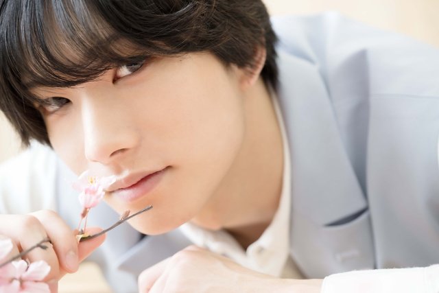 大人気ミュージカル「薄ミュ」に主演! 21歳・木村聖哉に迫る【前編】