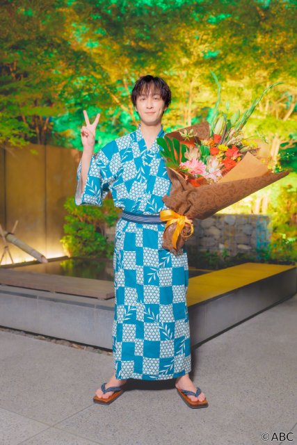 渡部秀&齋藤璃佑らが「キスは捜査のあとで」撮了! 愛とリスペクト、シーズン2への思いも語る
