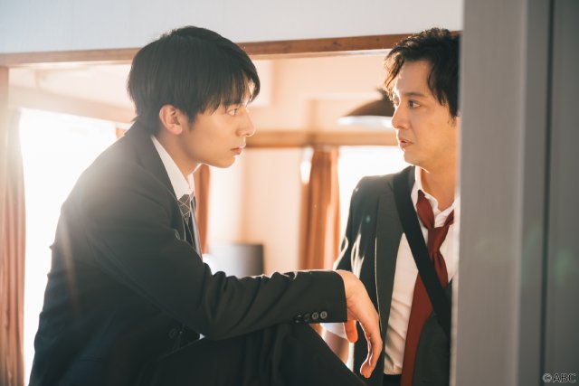 渡部秀&齋藤璃佑らが「キスは捜査のあとで」撮了! 愛とリスペクト、シーズン2への思いも語る