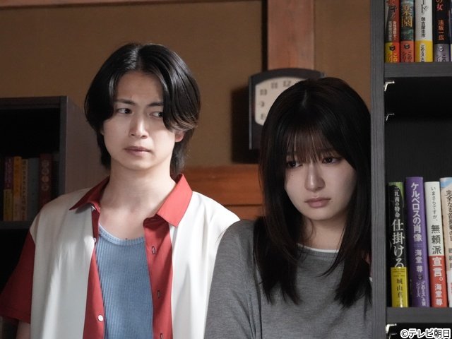 楓(吉川愛)を襲うストーカーの正体は? 恋の三角関係にも急展開「名探偵のままでいて」第4話