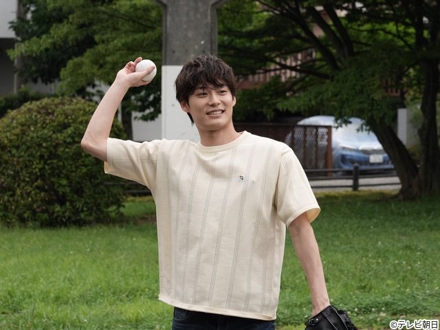 楓(吉川愛)を襲うストーカーの正体は? 恋の三角関係にも急展開「名探偵のままでいて」第4話