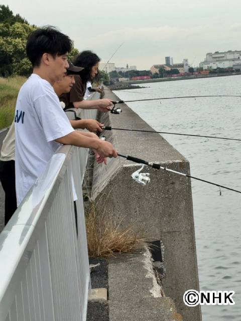 又吉直樹「全てがうまくいかなかった料理な」児玉智洋&向井慧と公園でBBQに挑戦