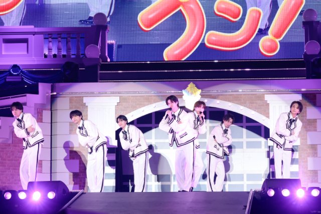 「EBiDAN THE LIVE 2026」超特急やM!LKらがEBiDANの原点に立ち返る“学園”をテーマに魅了