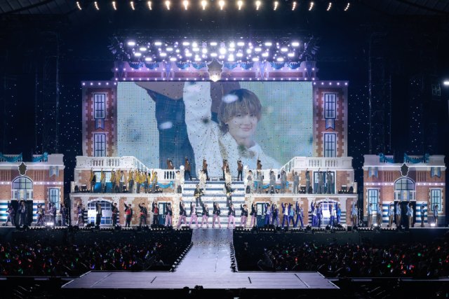 「EBiDAN THE LIVE 2026」超特急やM!LKらがEBiDANの原点に立ち返る“学園”をテーマに魅了
