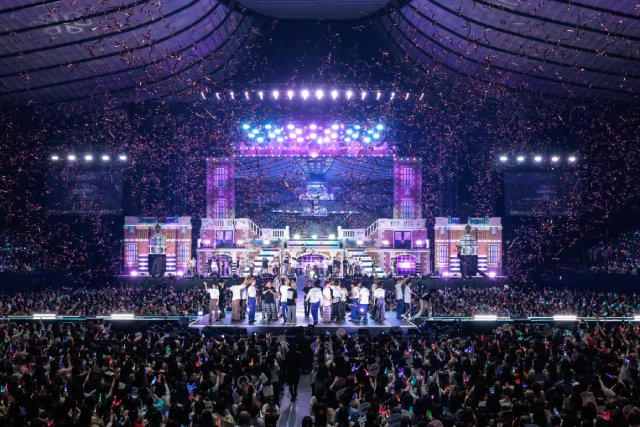 「EBiDAN THE LIVE 2026」超特急やM!LKらがEBiDANの原点に立ち返る“学園”をテーマに魅了