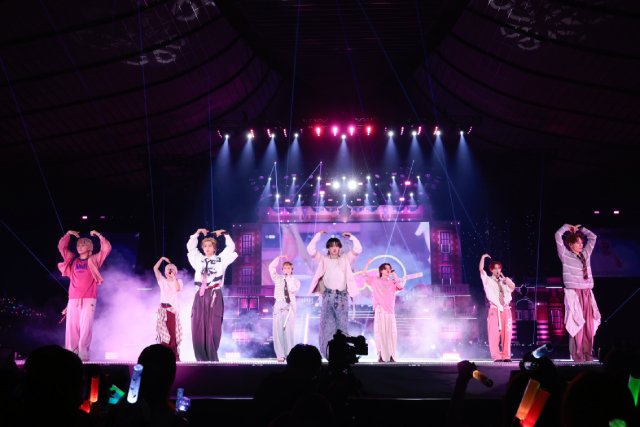 「EBiDAN THE LIVE 2026」超特急やM!LKらがEBiDANの原点に立ち返る“学園”をテーマに魅了
