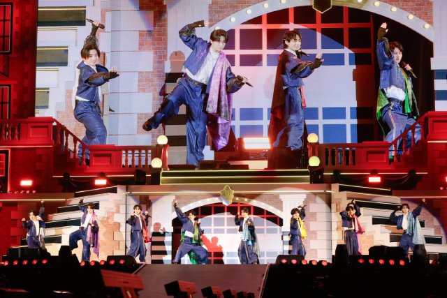 「EBiDAN THE LIVE 2026」超特急やM!LKらがEBiDANの原点に立ち返る“学園”をテーマに魅了