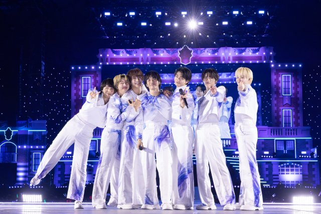 「EBiDAN THE LIVE 2026」超特急やM!LKらがEBiDANの原点に立ち返る“学園”をテーマに魅了