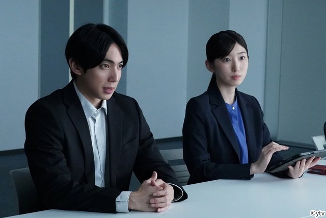 岩崎（尾崎匠海）の裏の顔＆麻衣子の死の真相が判明「親愛なる夫へ」第8話