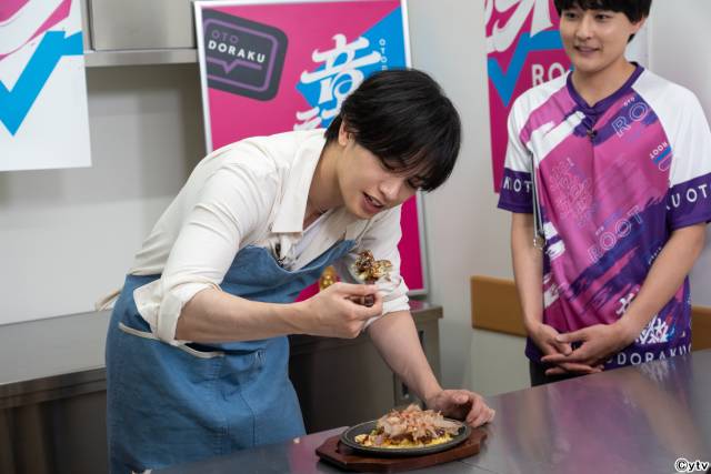 中島健人が人生初のお好み焼き作り！「音道楽√」で“ケンティー節”全開＆カルボナーラ会も告白