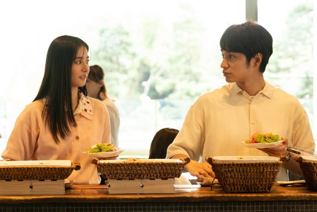 中島健人×新木優子「SとX」30代のリアルを切り取った新場面写真5点が解禁