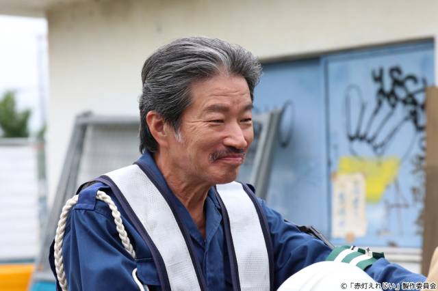 UTAが民放ドラマ初出演「赤灯えれじい」で謎の元カレに 濱田マリ、鈴木紗理奈ら9人集結