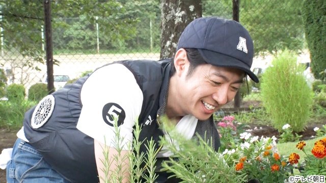 相葉雅紀&ヒロミ、園児の「頑張れ~!」に笑顔 24年放置の園庭が激変!